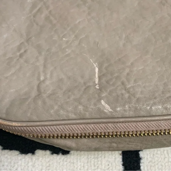 Marc Jacobs Washed Up Leather Zip Crossbody Bag - Picture 8 of 14